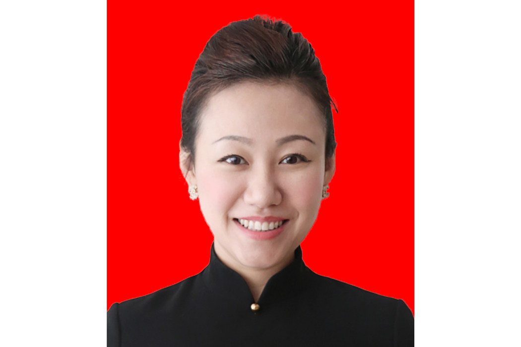 劉啟芳(第十四屆全國政協委員、經濟委員會委員,吉林省公益慈善基金會理事長) 劉啟芳(第十四屆全國政協委員、經濟委員會委員,吉林省公益慈善基金會理事長)