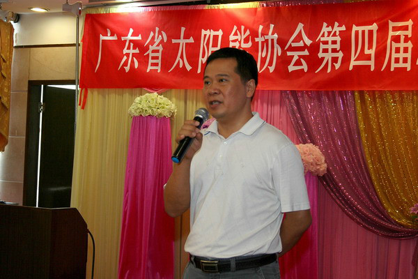 副會長、廣東粵佳太陽能有限公司董事長肖雲