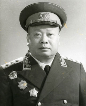 首任政委賴傳珠