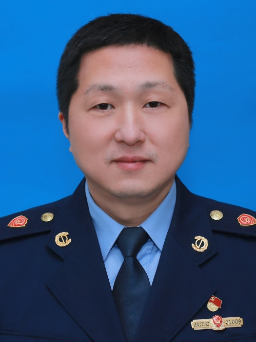 王挺(浙江省溫州市鹿城區市場監督管理局原副局長) 王挺(浙江省溫州市鹿城區市場監督管理局原副局長)