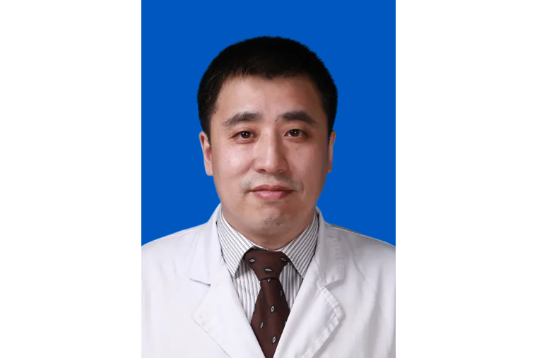 李海波(哈爾濱醫科大學附屬第二醫院重症醫學科四病房主任,博士生導師) 李海波(哈爾濱醫科大學附屬第二醫院重症醫學科四病房主任,博士生導師)