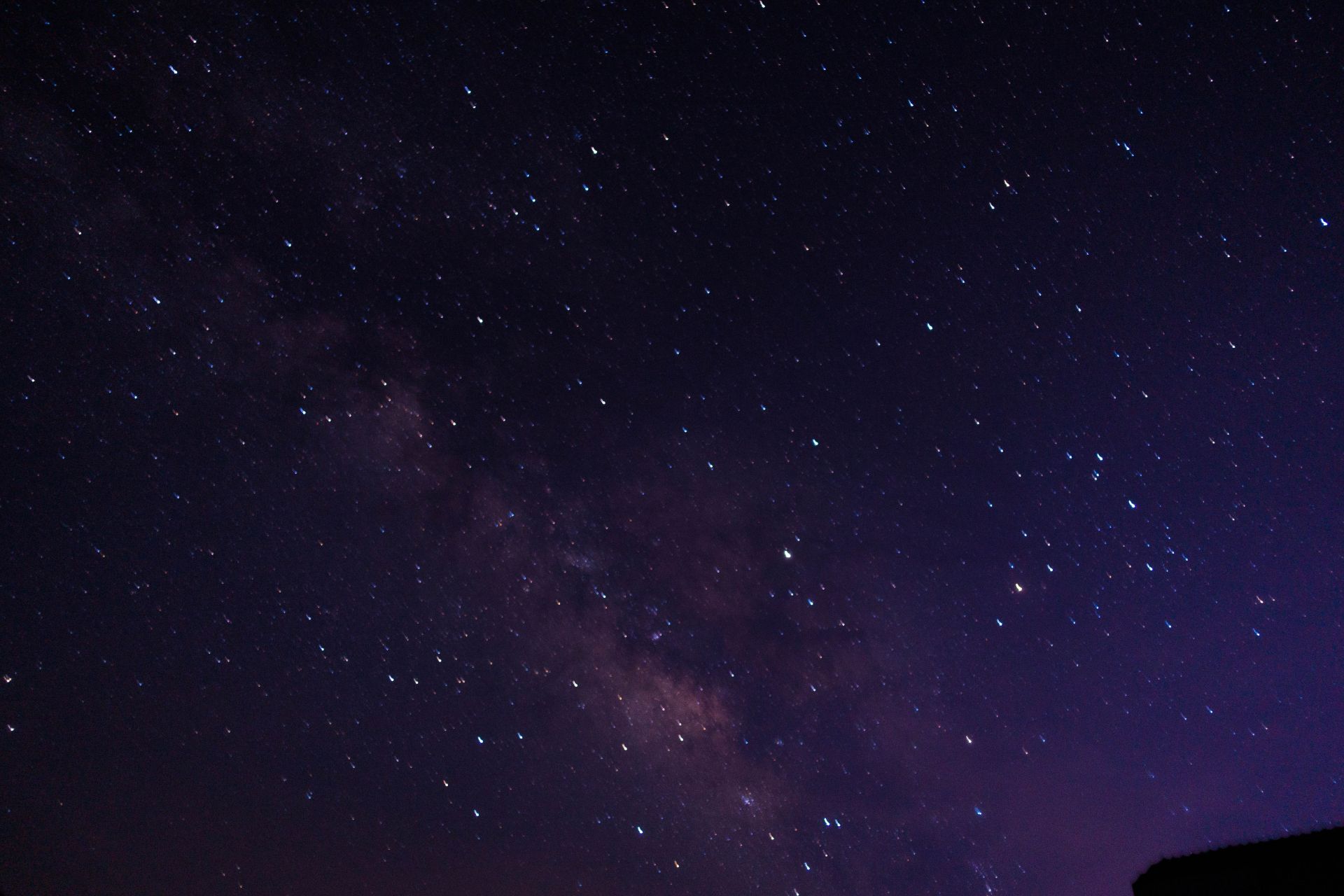 深圳夜空呈現清晰銀河系景象