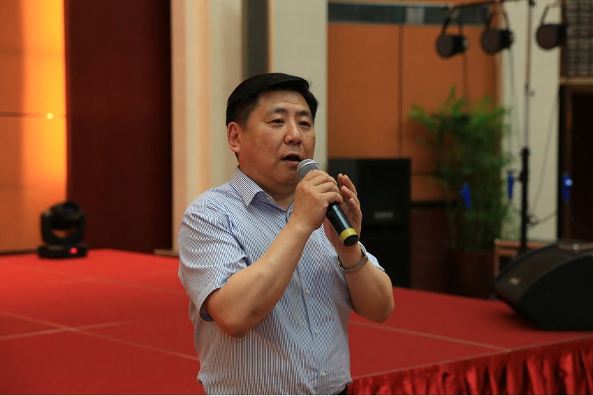 董慶(安徽輝隆農資集團股份有限公司副總經理) 董慶(安徽輝隆農資集團股份有限公司副總經理)