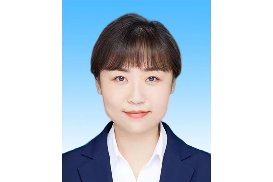 田奕 田奕