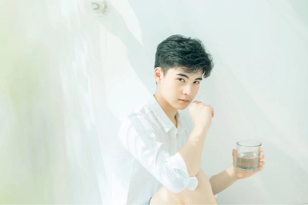 鄭子健(中國演員) 鄭子健(中國演員)