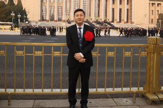 顏安(重慶日報報業集團記者) 顏安(重慶日報報業集團記者)