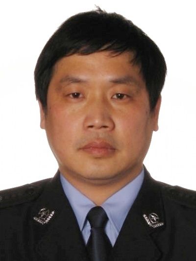 陳學(南陵縣公安局黨委委員) 陳學(南陵縣公安局黨委委員)