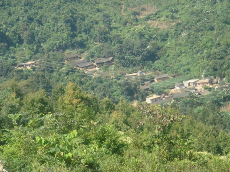龍地公村 龍地公村