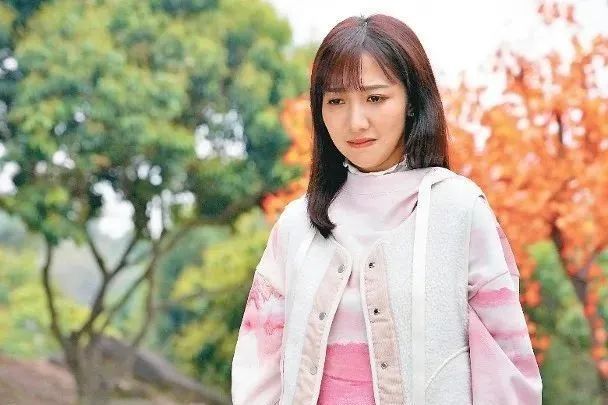 祝君好(電視劇2021《十月初五的月光》人物) 祝君好(電視劇2021《十月初五的月光》人物)