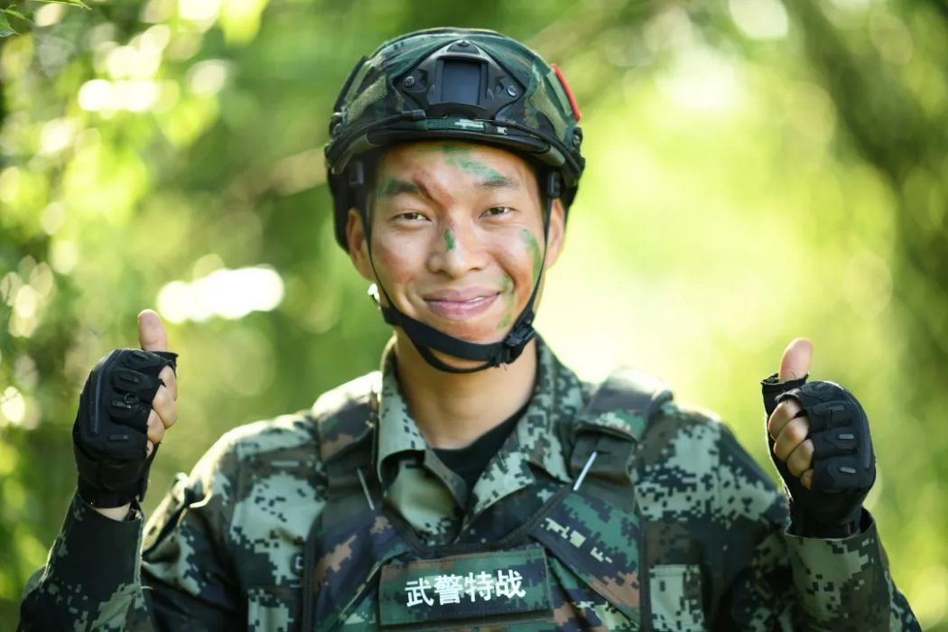 徐迪(武警江西總隊宜春支隊機動中隊中隊長) 徐迪(武警江西總隊宜春支隊機動中隊中隊長)
