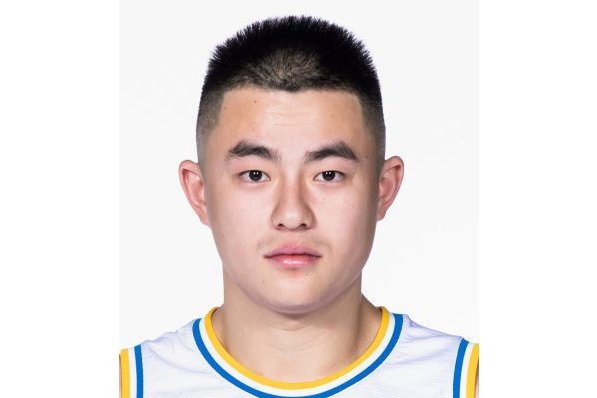 江淮(1995年1月出生的中國籃球運動員)