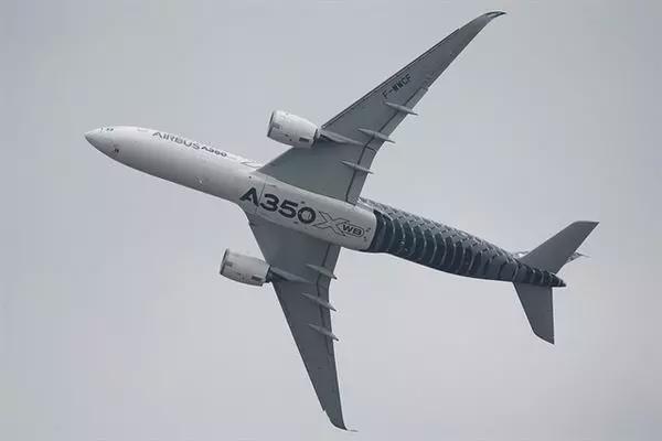 飛機重量 飛機重量