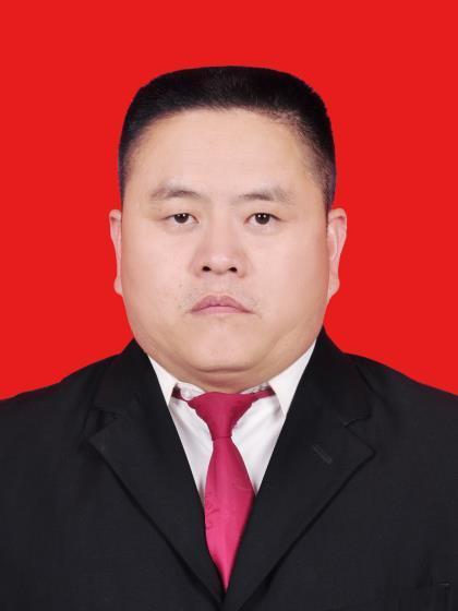 鄭海濤(雲南省德宏傣族景頗族自治州盈江農墾實業有限公司副董事長、副總經理) 鄭海濤(雲南省德宏傣族景頗族自治州盈江農墾實業有限公司副董事長、副總經理)