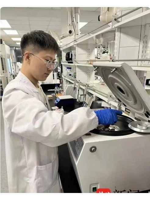 吳鵬程(中國藥科大學2023屆碩士畢業生) 吳鵬程(中國藥科大學2023屆碩士畢業生)
