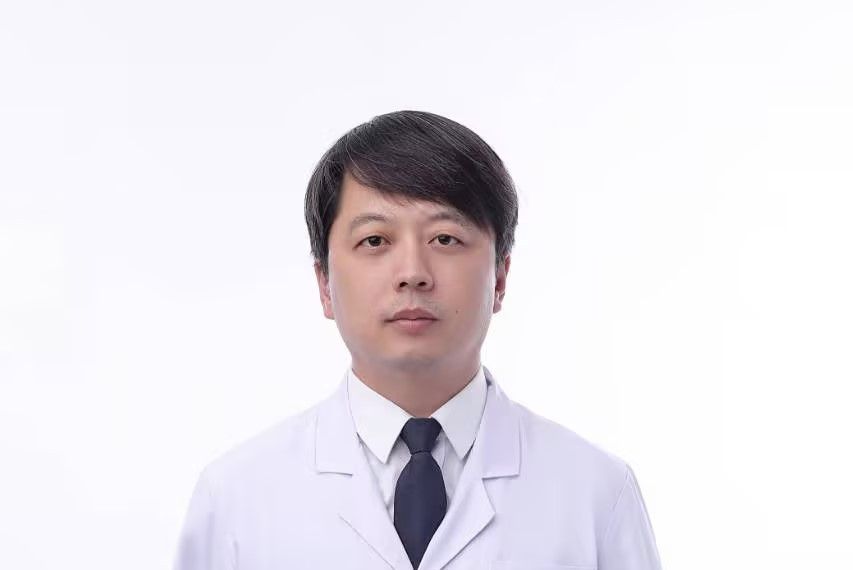 趙光明(鐵嶺愛爾眼科醫院業務院長) 趙光明(鐵嶺愛爾眼科醫院業務院長)