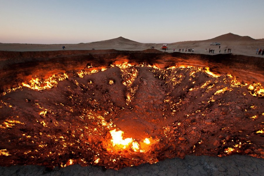 卡拉庫姆沙漠巨洞