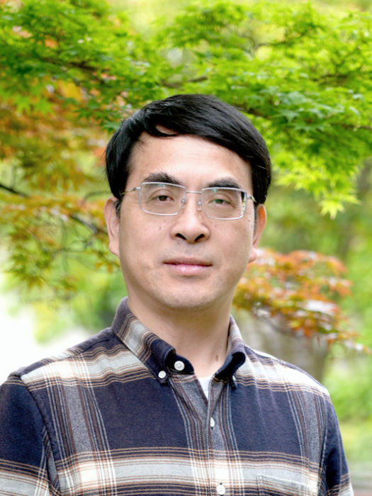 陳志強(浙江萬里學院文化與傳播學院院長，新聞學教授)