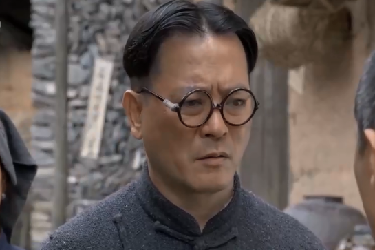 俞選文(電視劇《絕命後衛師》中的角色) 俞選文(電視劇《絕命後衛師》中的角色)