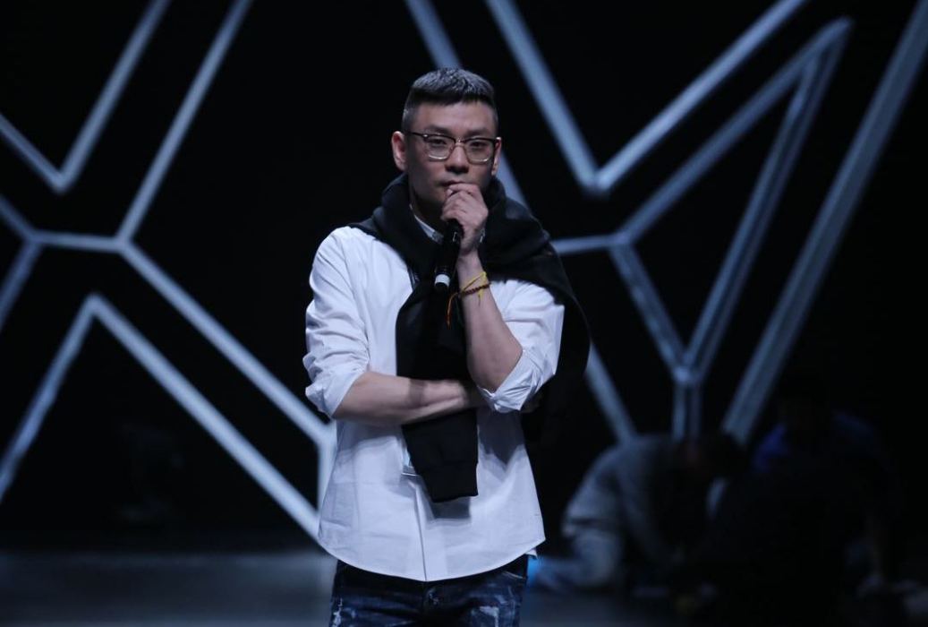 王哲(導演、編導) 王哲(導演、編導)