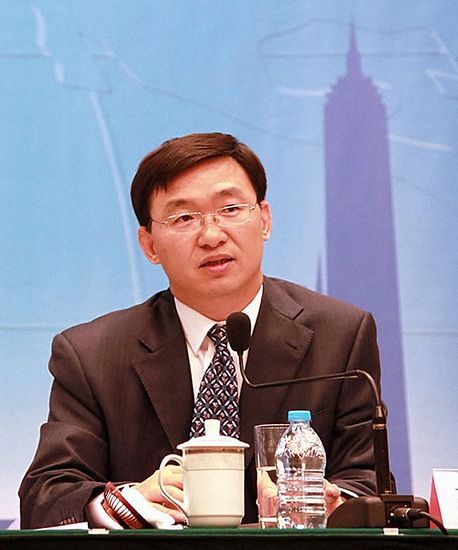 胡俊(上海市規劃和國土資源管理局原副局長)