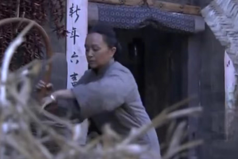 花娘(《大國醫》中的角色,由劉莉莉飾演) 花娘(《大國醫》中的角色,由劉莉莉飾演)