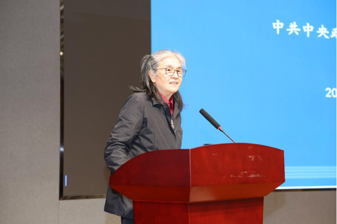 李欣欣(中共中央政策研究室原副秘書長) 李欣欣(中共中央政策研究室原副秘書長)
