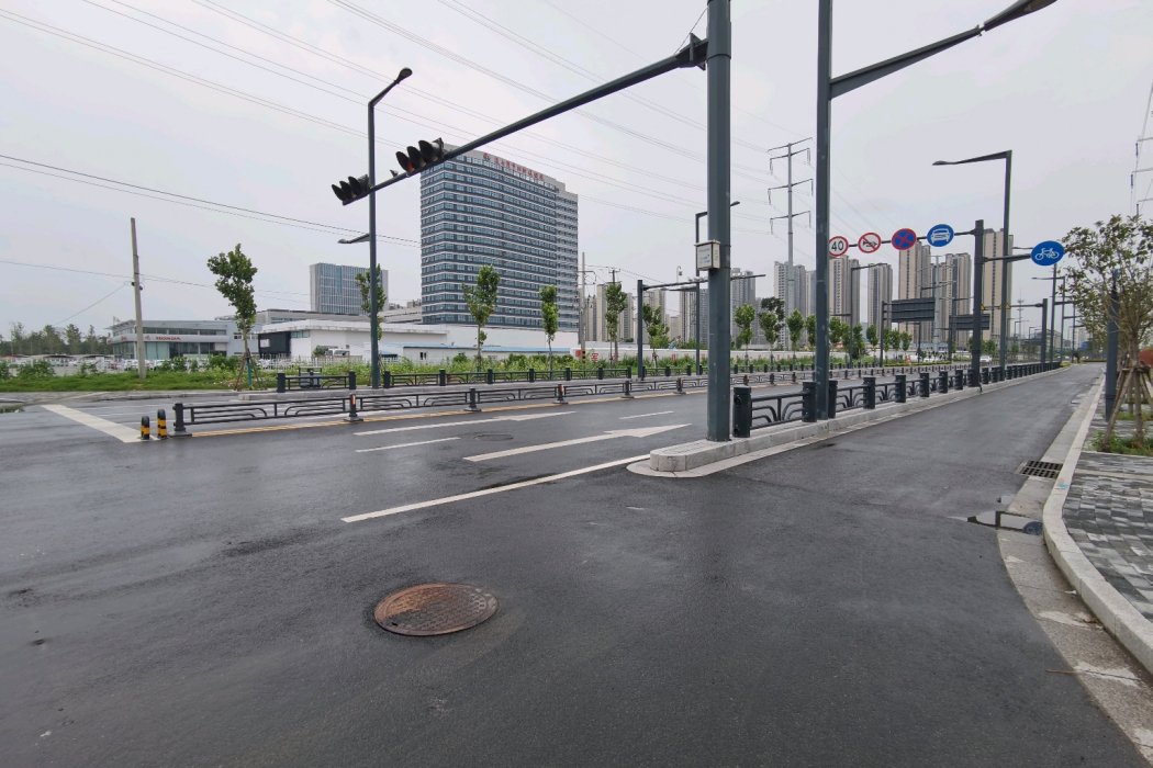 繁郁路 繁郁路
