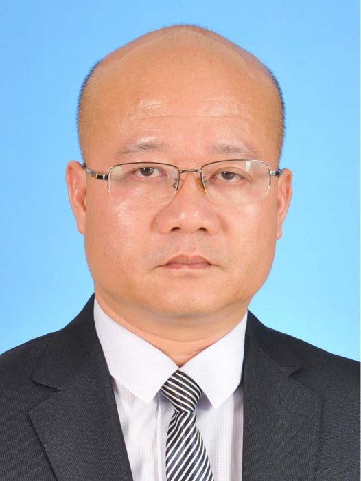 方明(欽州市市場監督管理局黨組成員) 方明(欽州市市場監督管理局黨組成員)