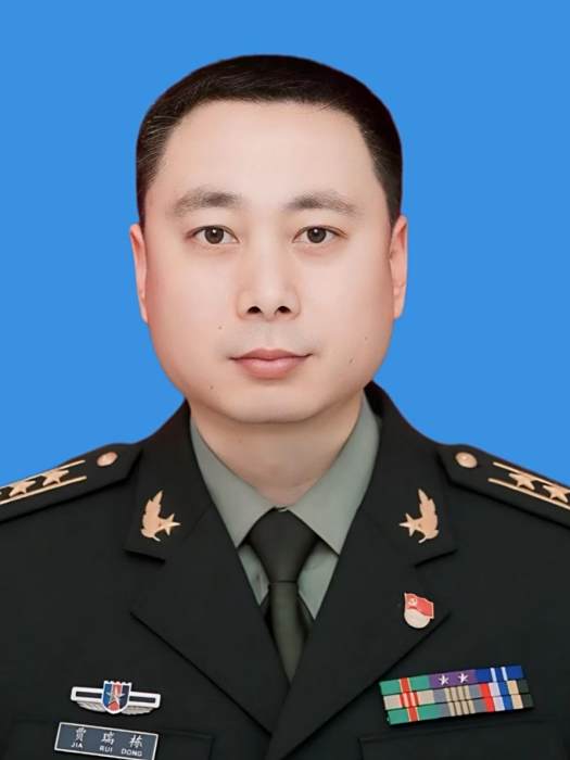 賈瑞棟(山西省運城市絳縣人民政府黨組成員、人武部部長) 賈瑞棟(山西省運城市絳縣人民政府黨組成員、人武部部長)