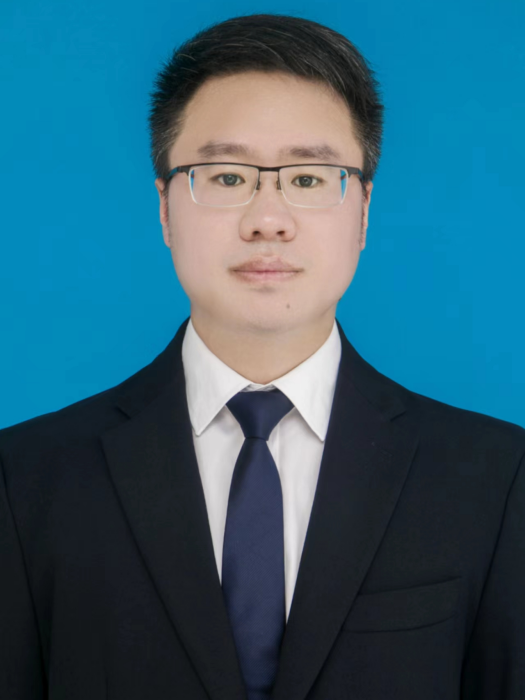 李騰(山東省棗莊市薛城區交通運輸局黨組成員、四級主任科員) 李騰(山東省棗莊市薛城區交通運輸局黨組成員、四級主任科員)