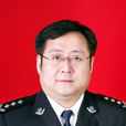 何挺