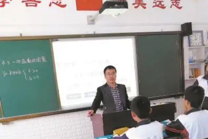 張萬波(遼寧省本溪市本溪滿族自治縣第五中學教師) 張萬波(遼寧省本溪市本溪滿族自治縣第五中學教師)
