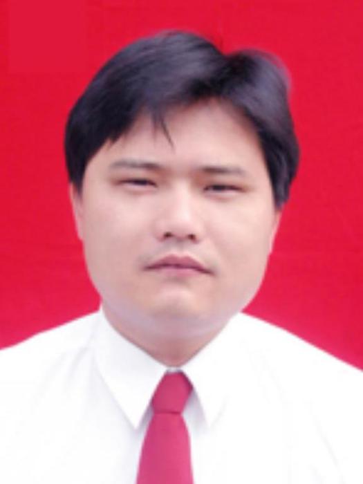 龍小輝(江西省吉安市萬安縣自然資源局黨組成員、縣自然資源監察大隊大隊長) 龍小輝(江西省吉安市萬安縣自然資源局黨組成員、縣自然資源監察大隊大隊長)
