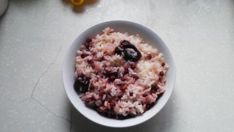 紅紅白白米飯