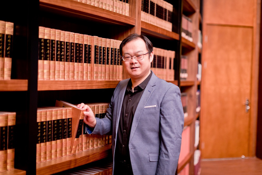 呂文利(中國社會科學院大學歷史學院教授、博士生導師,中國社會科學院中國邊疆研究所西南邊疆研究室主任、研究員) 呂文利(中國社會科學院大學歷史學院教授、博士生導師,中國社會科學院中國邊疆研究所西南邊疆研究室主任、研究員)