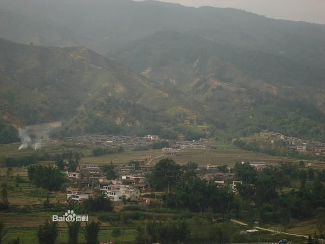 青華村(雲南省臨翔區忙畔街道辦事處下轄村) 青華村(雲南省臨翔區忙畔街道辦事處下轄村)