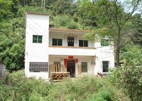 欖逕村 欖逕村