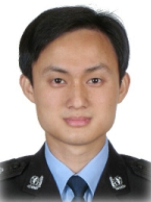 萬偉清 萬偉清