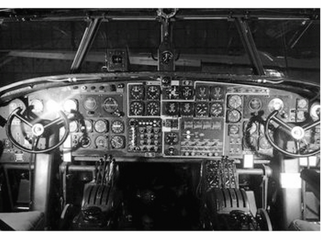 B-32轟炸機座艙儀表