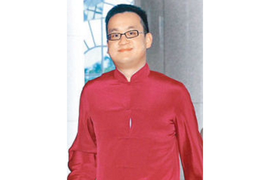 鄭志明(新創建集團有限公司執行董事、聯席行政總裁,新世界發展有限公司非執行董事) 鄭志明(新創建集團有限公司執行董事、聯席行政總裁,新世界發展有限公司非執行董事)