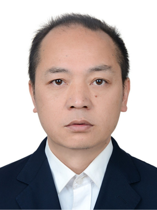 呂洪(鐘山區教育局黨委委員、副局長) 呂洪(鐘山區教育局黨委委員、副局長)