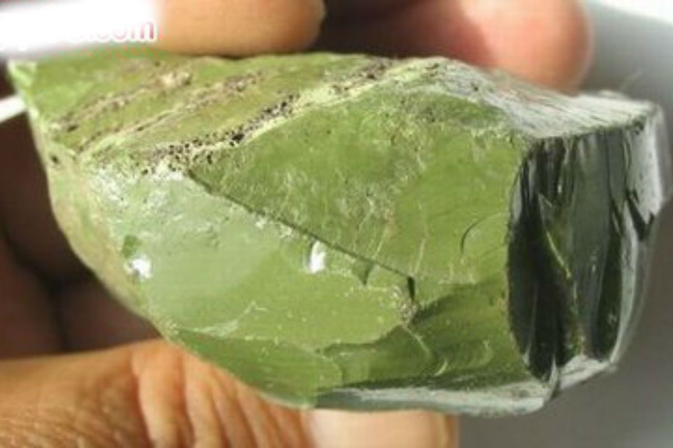 鱗綠泥石