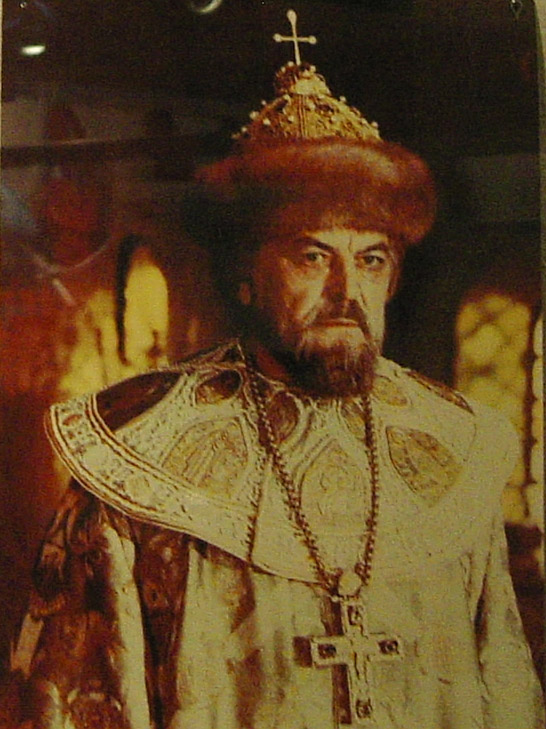 邦達爾丘克飾演的沙皇鮑里斯.戈都諾夫