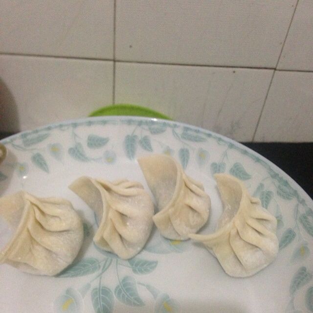 芹菜瘦肉餃子 芹菜瘦肉餃子