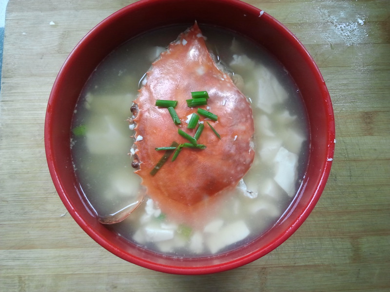 螃蟹豆腐湯