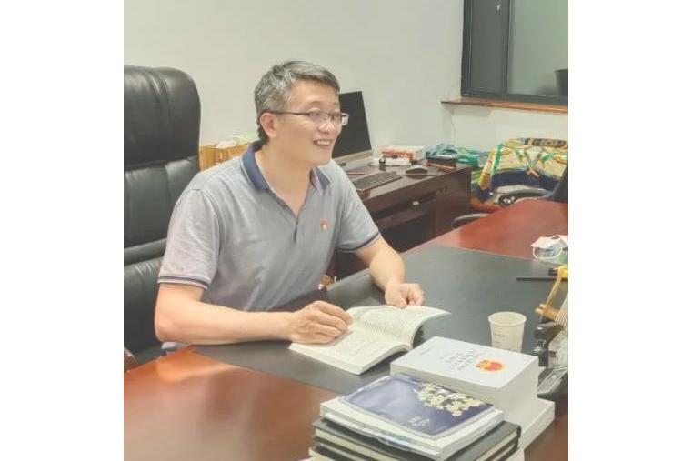 付越(湖北省元領律師事務所黨支部書記) 付越(湖北省元領律師事務所黨支部書記)