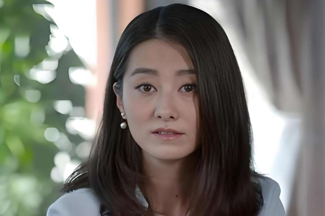 鄧明明(都市情感劇《第二次人生》中的角色) 鄧明明(都市情感劇《第二次人生》中的角色)