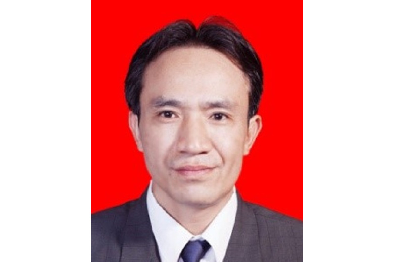 陳剛(攀枝花鋼城集團有限公司軋鋼分公司軋鋼車間機械作業區作業長)