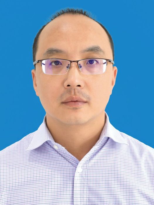 劉忠傑(四川省瀘州高新技術產業開發區黨工委委員、管委會副主任) 劉忠傑(四川省瀘州高新技術產業開發區黨工委委員、管委會副主任)