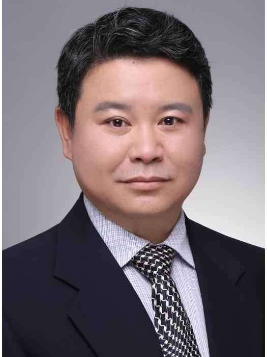 熊熊(天津大學管理與經濟學部教授、博士生導師,副主任) 熊熊(天津大學管理與經濟學部教授、博士生導師,副主任)